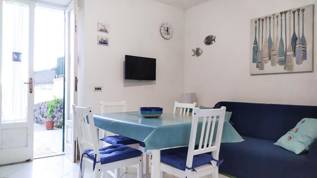 איסקיה Casetta Emilia Vicino Al Mare מראה חיצוני תמונה
